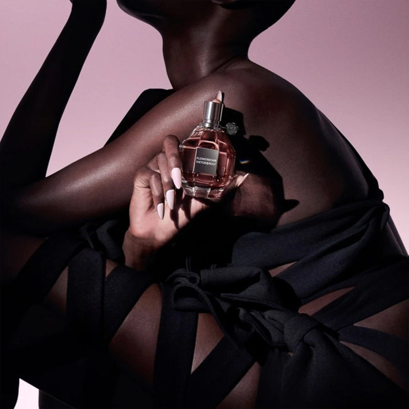 Viktor & Rolf Flowerbomb, Apa de Parfum Femei - 50ml