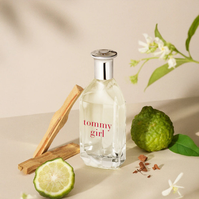 Tommy Hilfiger Tommy Girl , Apa de Toaleta Femei - 50ml